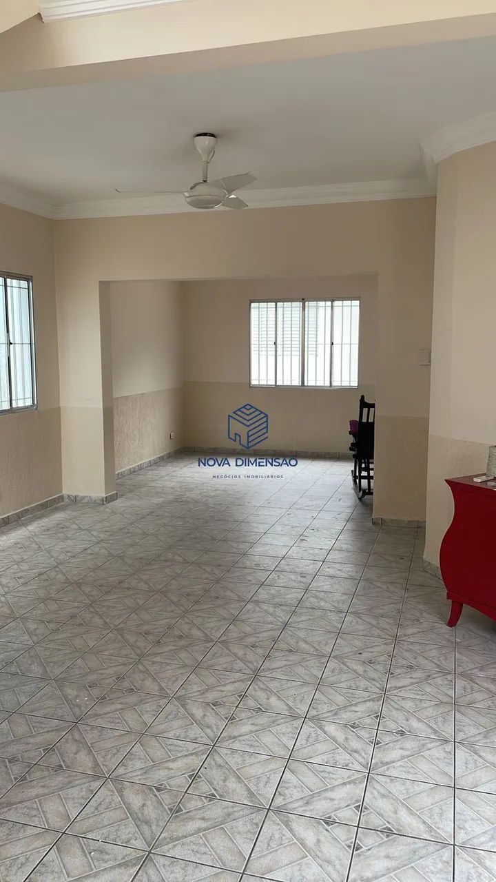 Sobrado de lote inteiro com 3 dormitórios e 1 suíte - Foto 4