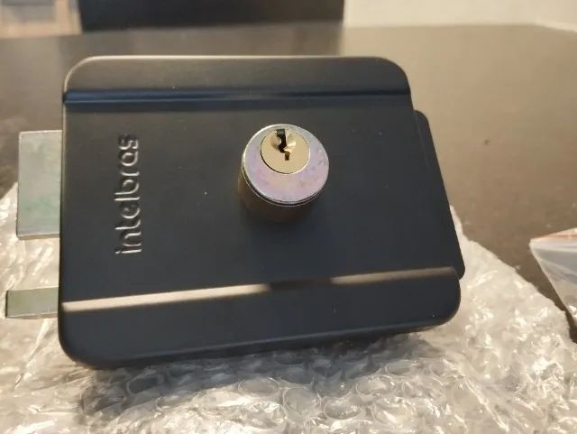 Fechadura elétrica de sobrepor fx 500 Intelbras  - Foto 2