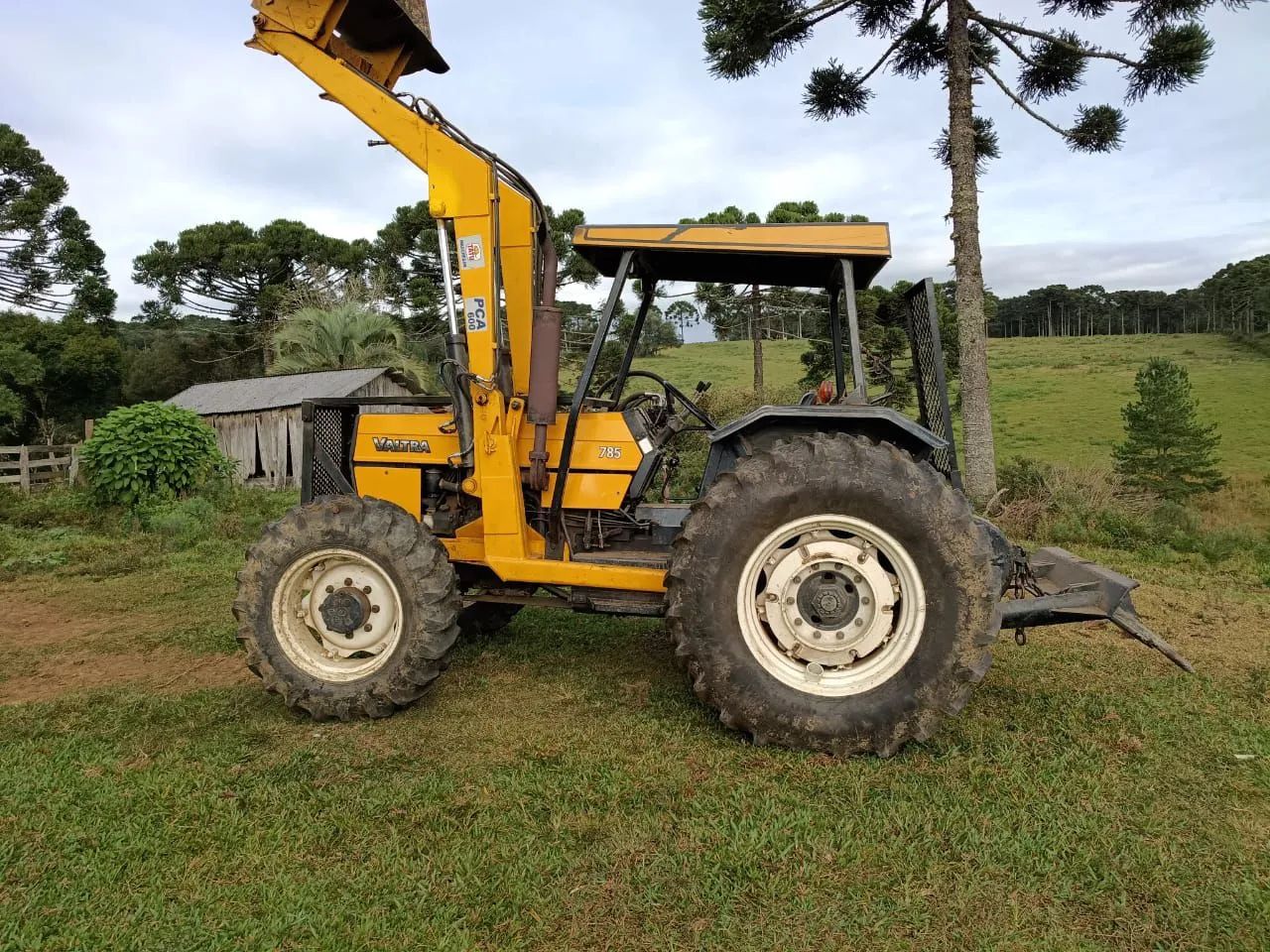 Trator Valtra 785 - Foto 2