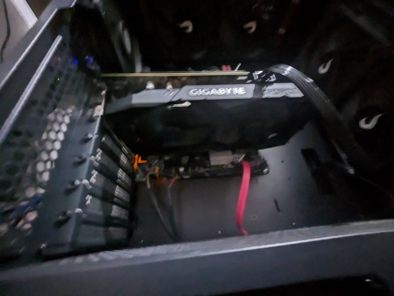 Placa de vídeo GTX 1660 SUPER  em Ótimo estado! - Foto 3