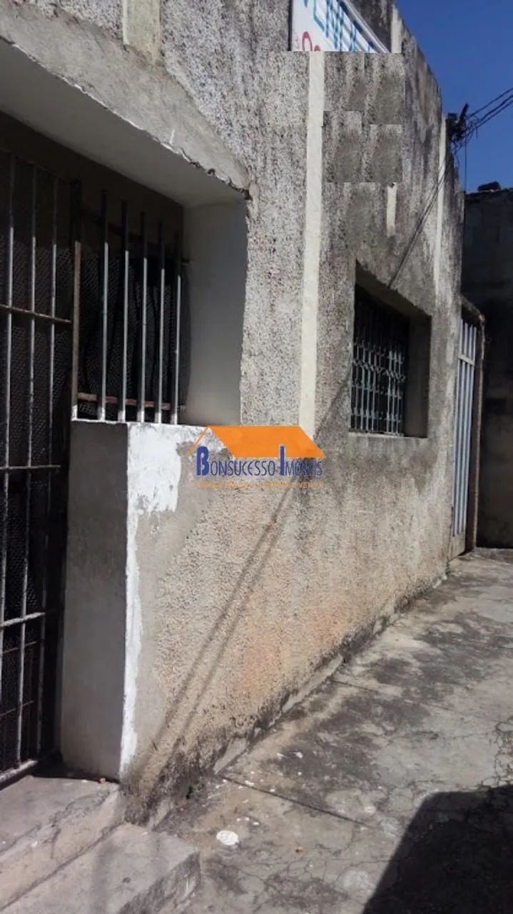 Casa de 6 quartos no bairro Bom Jesus