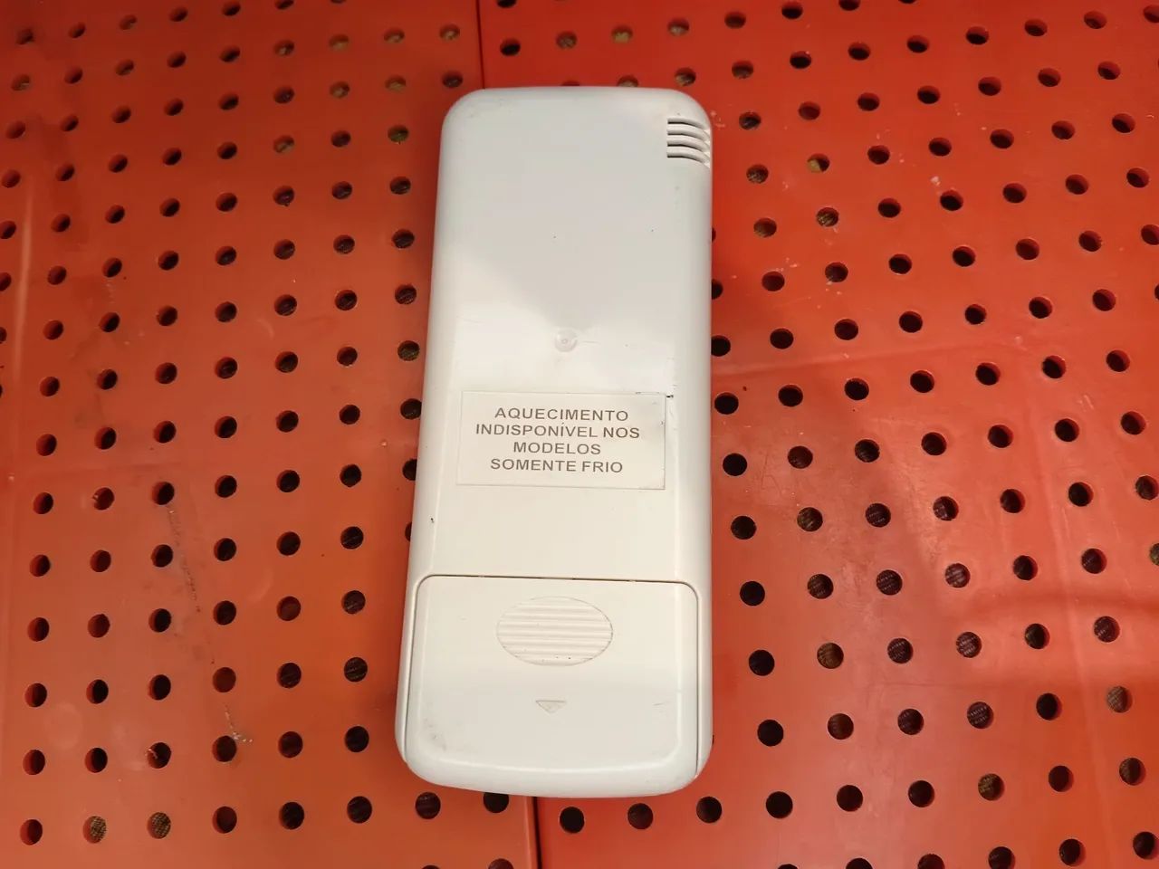 Controle ar condicionado comfee' original usado - Foto 3
