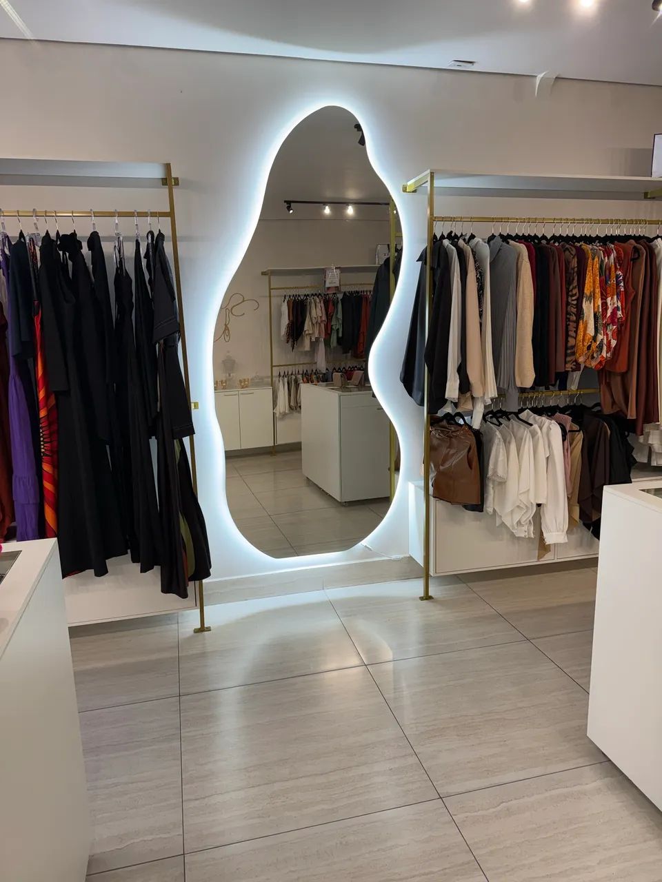 Vendo loja de roupa feminina  - Foto 3