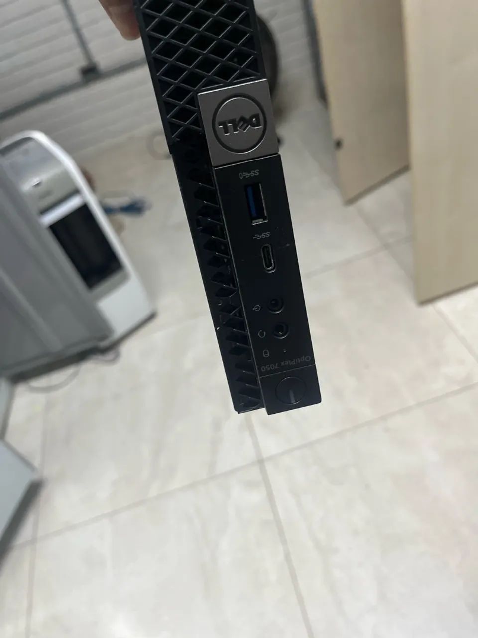 Vendo computador Dell Mini 7050 micro  - Foto 2