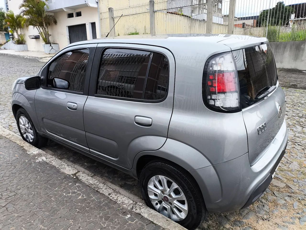 Fiat Uno Evolution 1.4 Fire Flex 8V 5P 2015 - Foto 2
