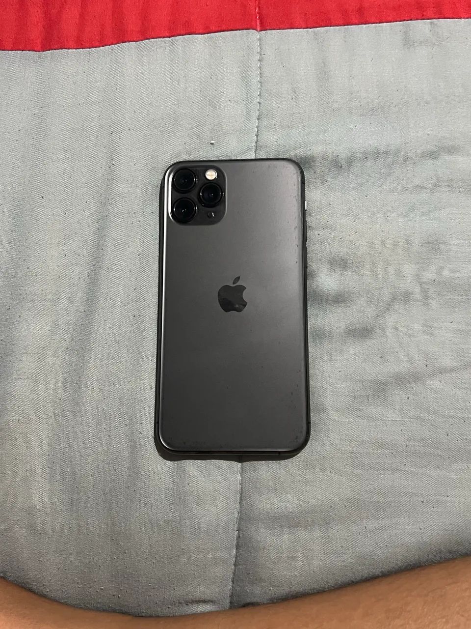 Vende-se um celular