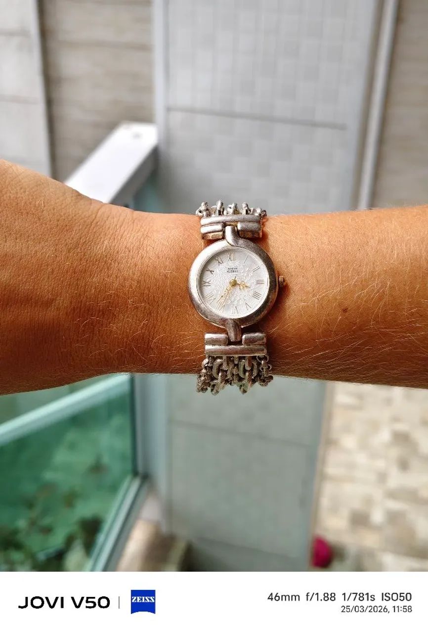 Relógio Anne Klein 2 banhando a prata - Foto 3
