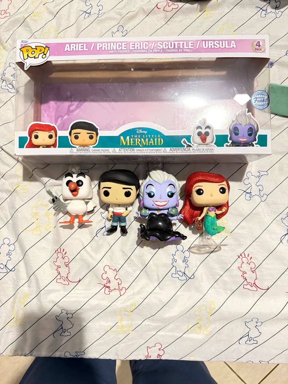 Vendo Funko pop set a pequena sereia