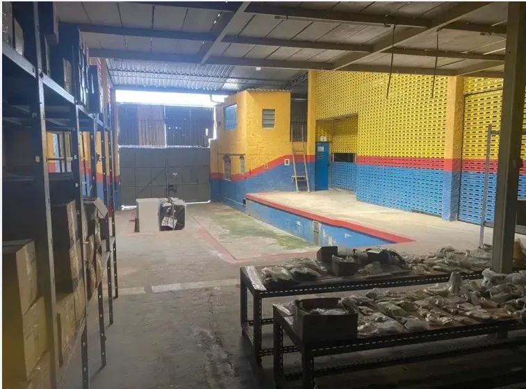 ALUGUEL GALPAO 2400M2
