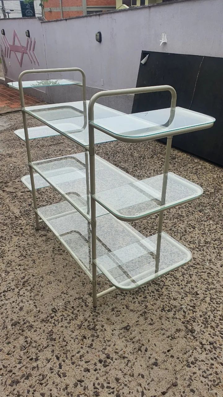 4 Expositores - Prateleiras em Estrutura Metálica e Vidros para Lojas - Foto 3