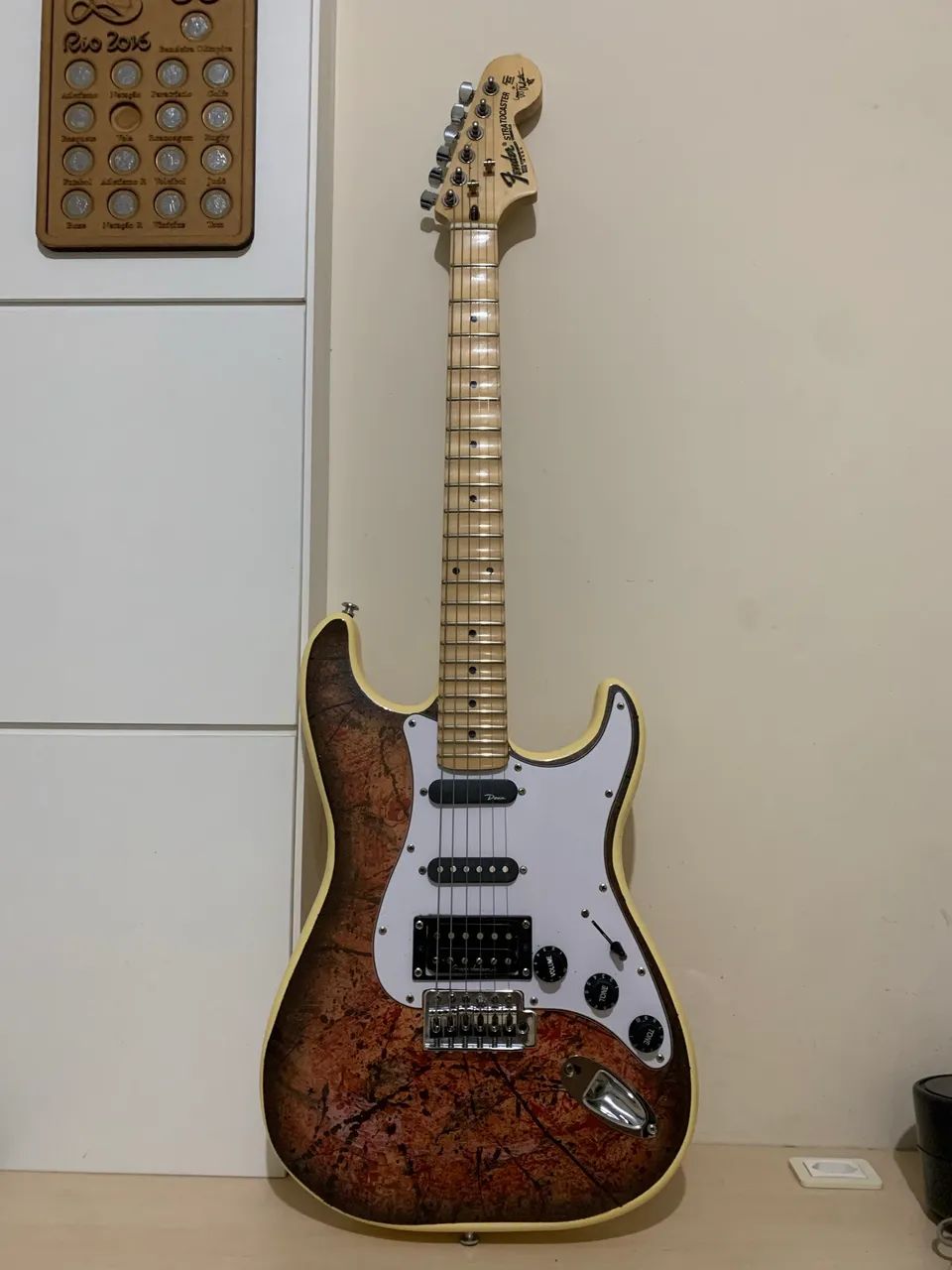 Guitarra Fender Stratocaster Chinesa - Foto 3