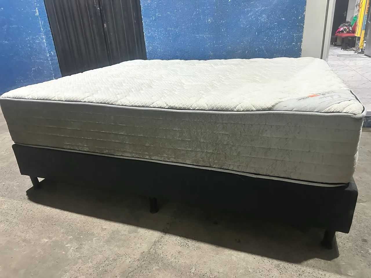 CAMA BOX CASAL QUEEM