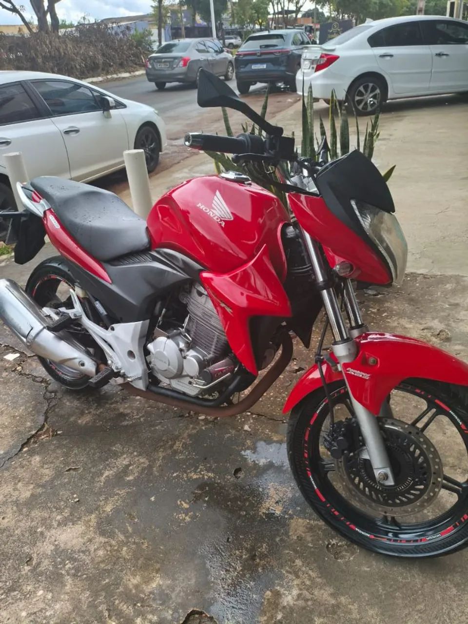 Honda CB 300R 