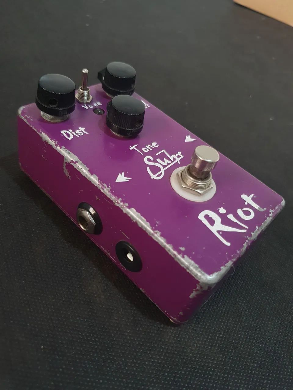 Pedal Suhr Riot Distortion - Instrumentos musicais - Lindéia