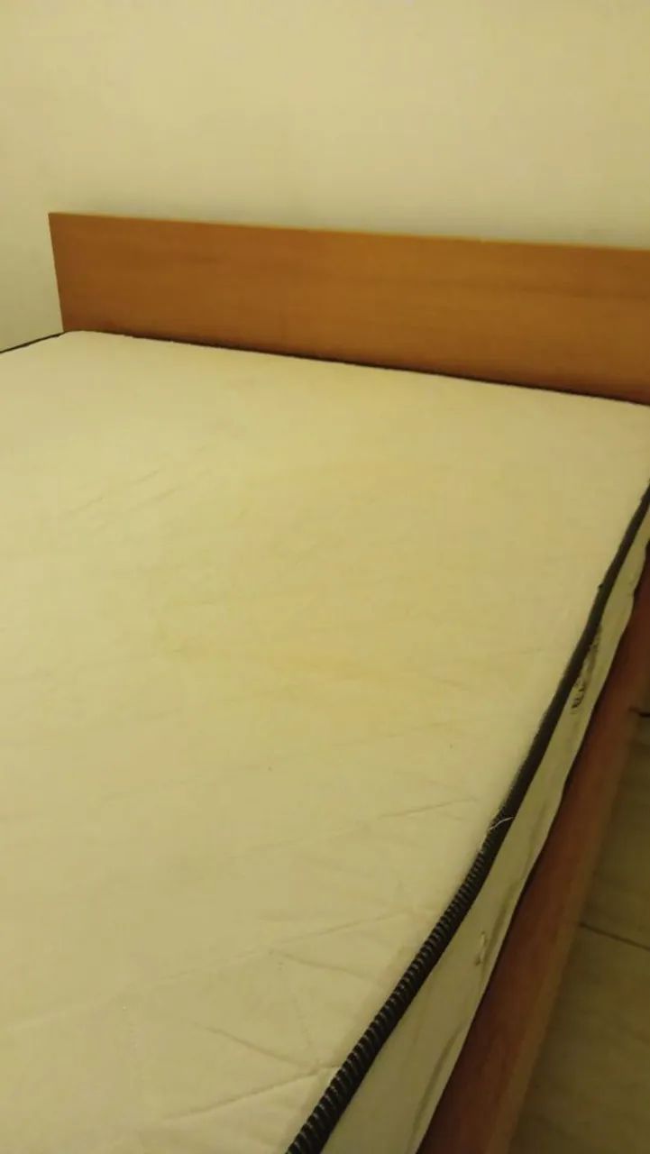 Cama Mogno Maçiço com colchão de Mola - Foto 2