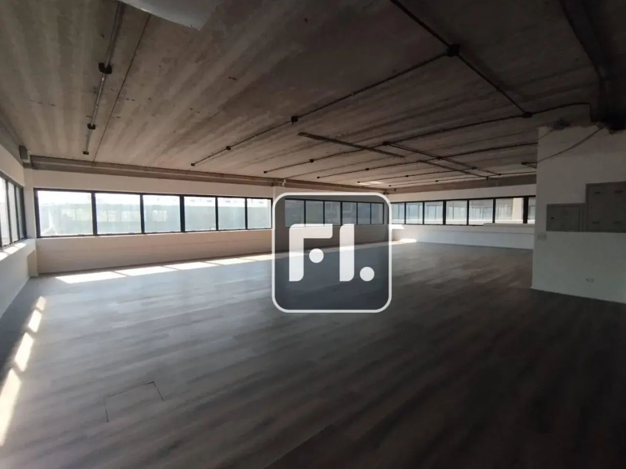 Conjunto comercial com 356 m² na Barra Funda para locação, - Foto 3