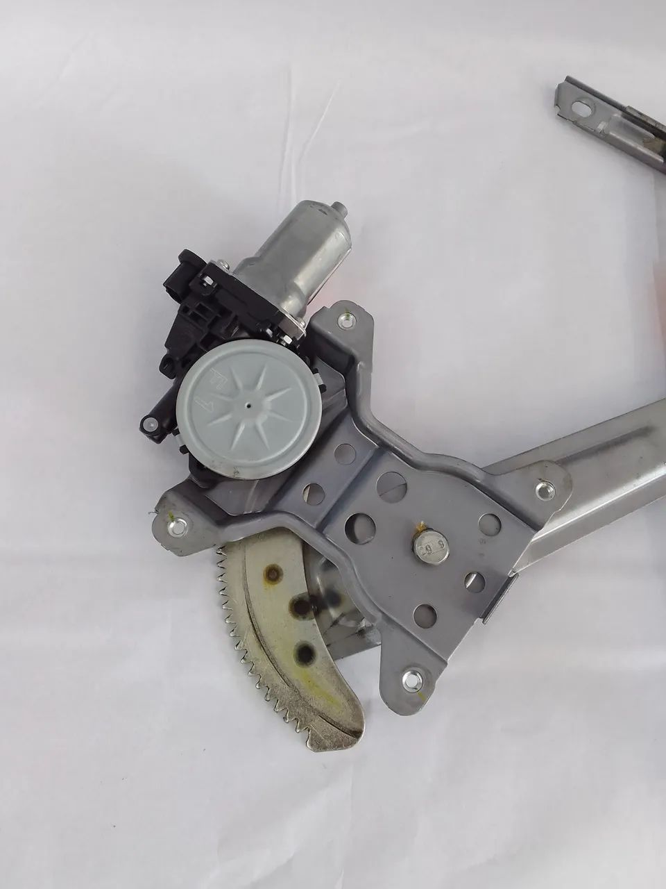 Máquina Vidro Dianteira Direita Toyota Etios Sedan  2015/20 - Foto 4