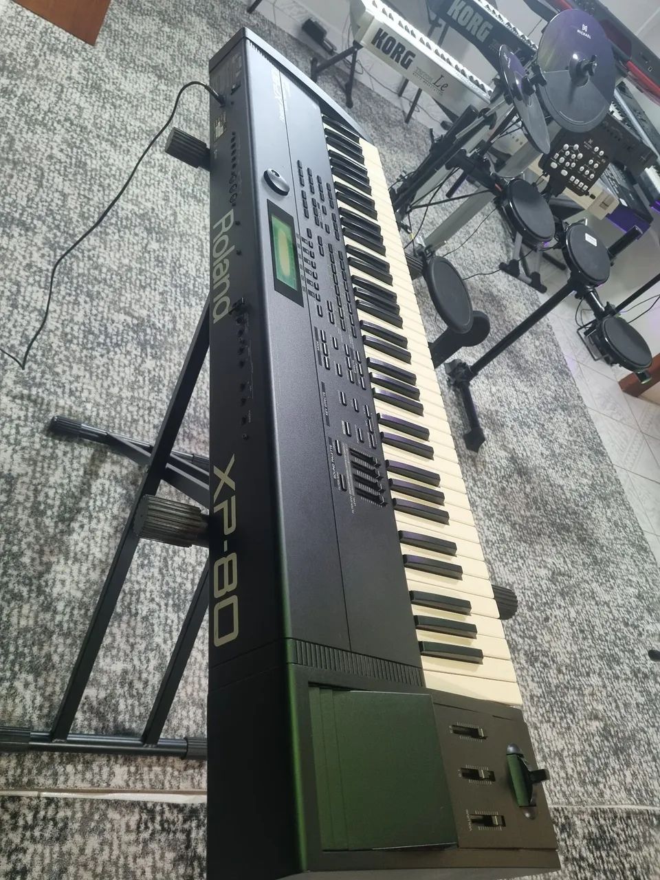 Teclado Roland XP-80 - Foto 2