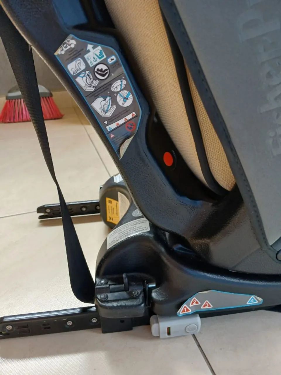 Cadeirinha Fischer priser isofix 