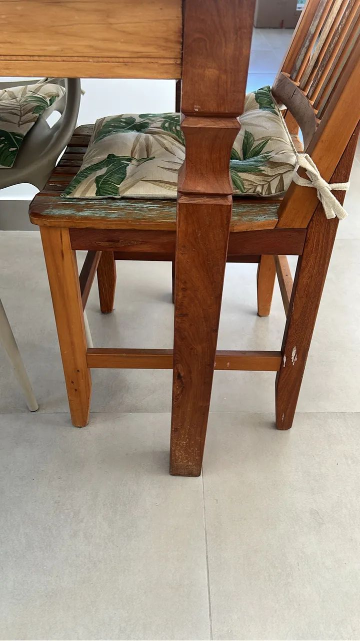 Mesa de demolição com cadeiras  - Foto 2