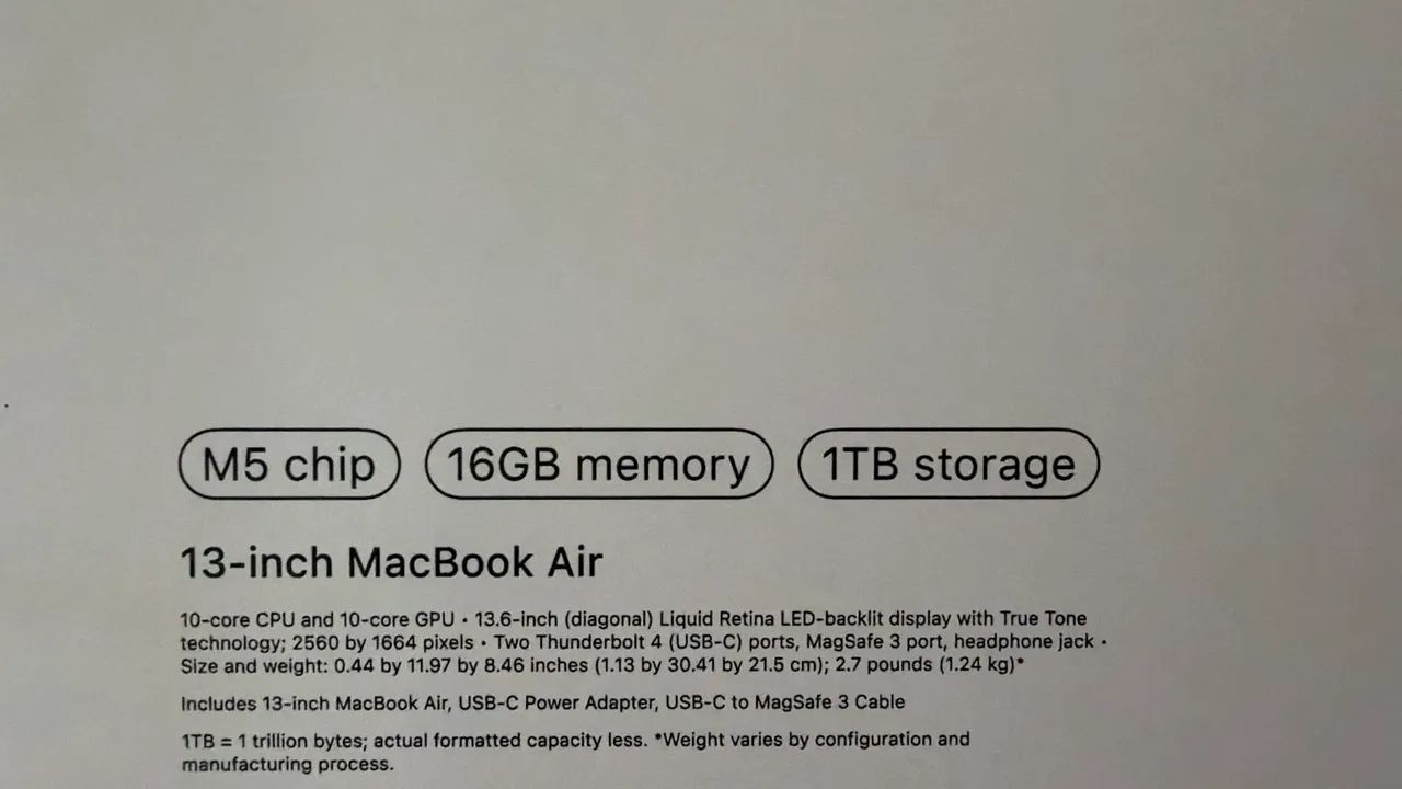 MacBook Air M5 13.6 16GB/ 1TB Midnight - Foto 2