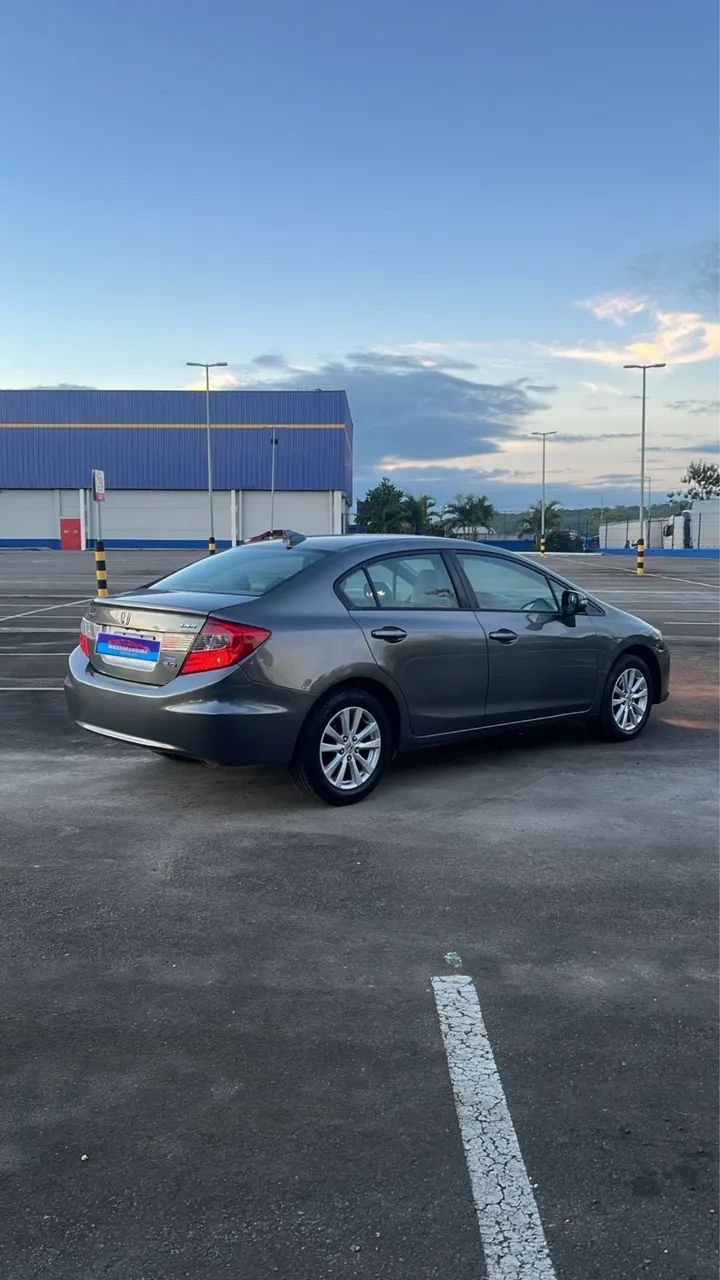 Honda Civic Civic Sedan LXR 2.0 Flexone 16V Aut. 4p 2014