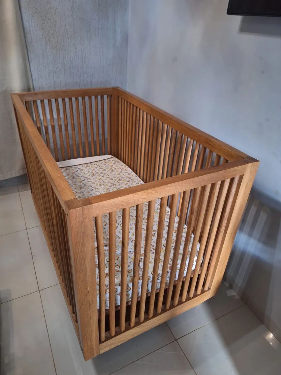 Vendo, berço em madeira! - Foto 2