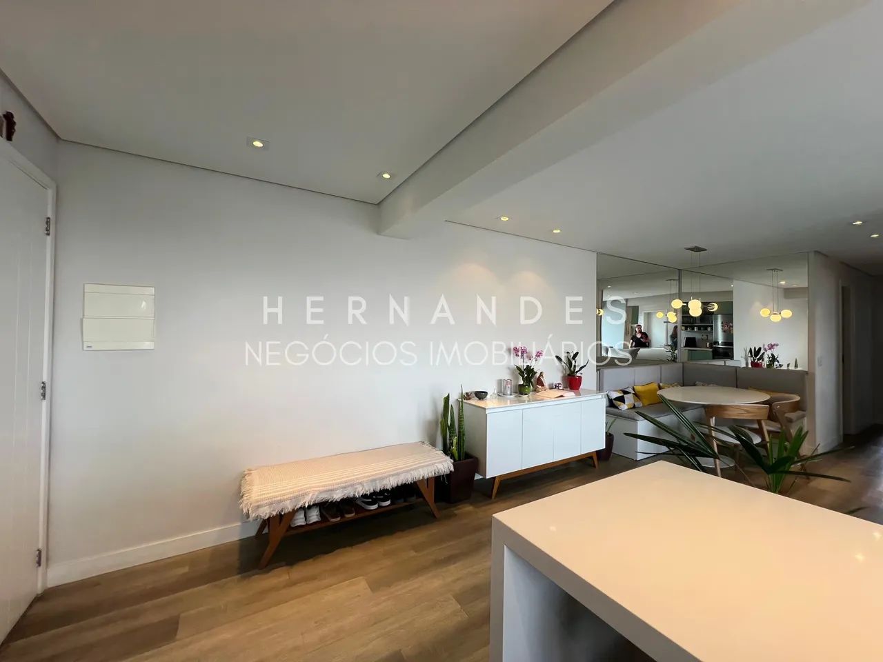 Apartamento de 3 quartos na Vila Boa Vista, Barueri-SP: 92m², 1 suíte, 2 vagas de garagem. - Foto 2