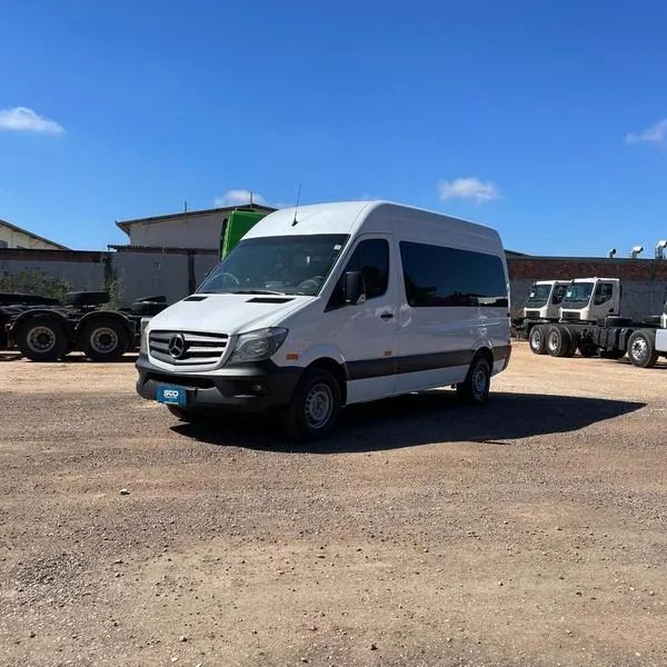 MB SPRINTER 415 ANO 2019 TETO ALTO COM 432 MIL KM - UNICO DONO - REPASSE 