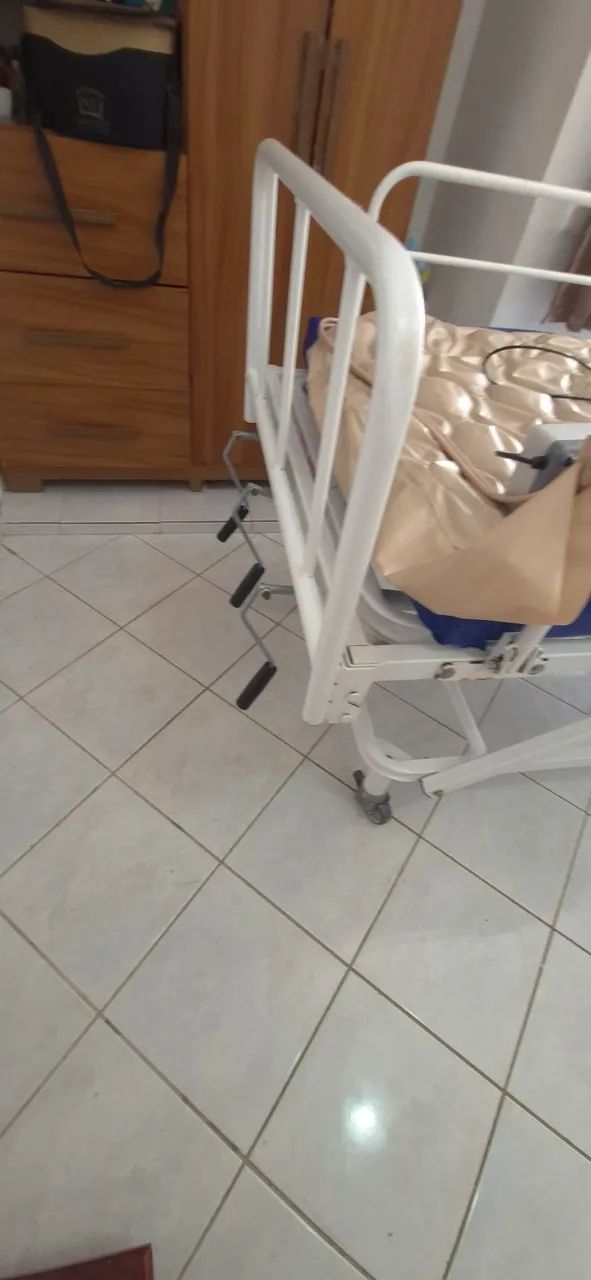 Cama hospitalar semi nova - Foto 5