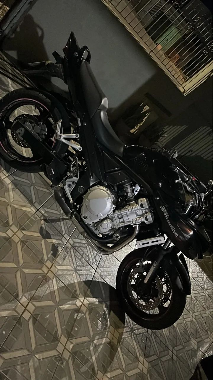 Bandit 650s impecável Baixo KM - Foto 4