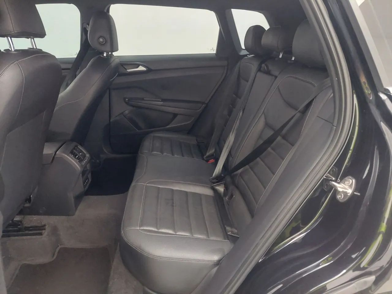Volkswagen Taos Highline 1.4 250 TSI Flex Aut., foto 17 de 18