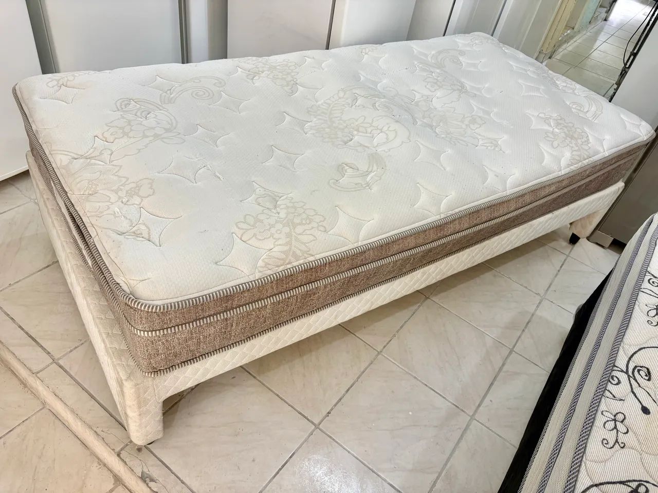Cama box solteirão , cama de viúva  - Foto 5