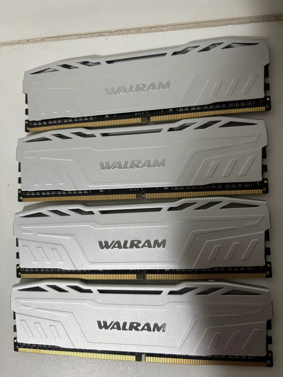 【中古】DDR4 3200 16GB(8GB*2) SP Memoria ram 16gb 2x8gb DDR4 3200 - Memória RAM - Itacibá