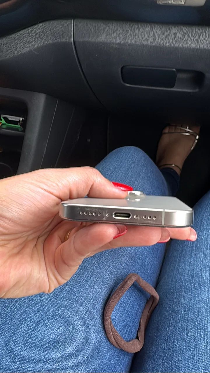 iPhone 15 pro 256gb  - Foto 5