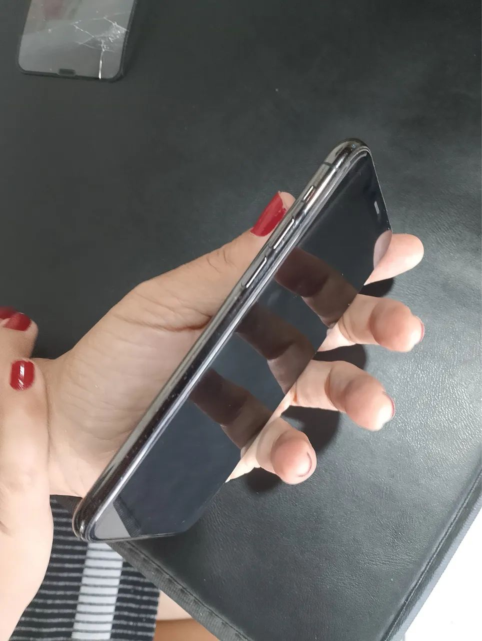 Vendo IPhone 11 ProMax - Foto 4