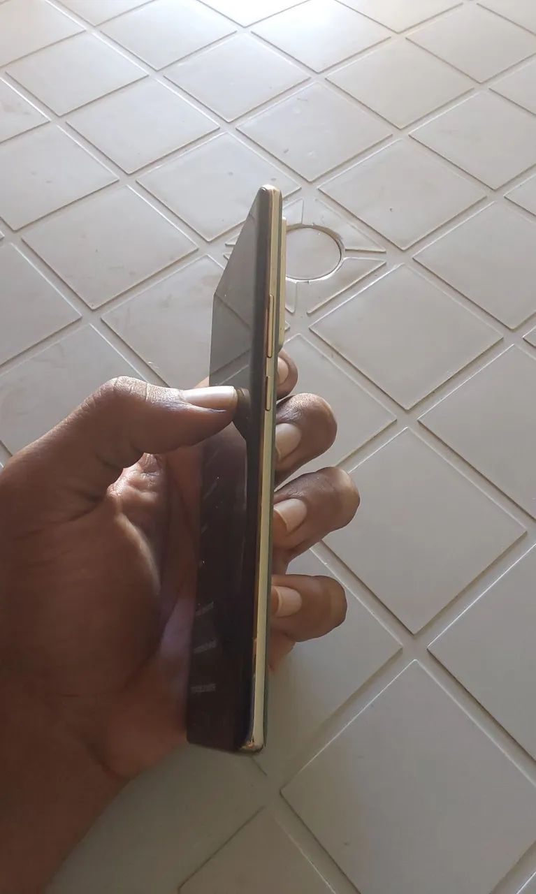 VENDO CELULAR INFINIX NOTE 40 PRO - Foto 3