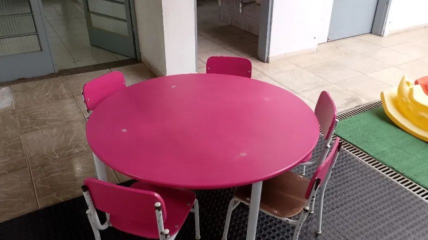 MESA INFANTIL COM CADEIRAS - Foto 4