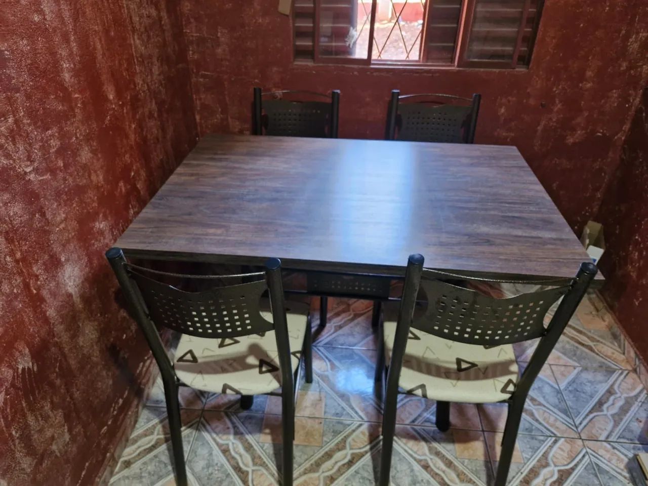 Mesa com 4 cadeiras - Foto 3