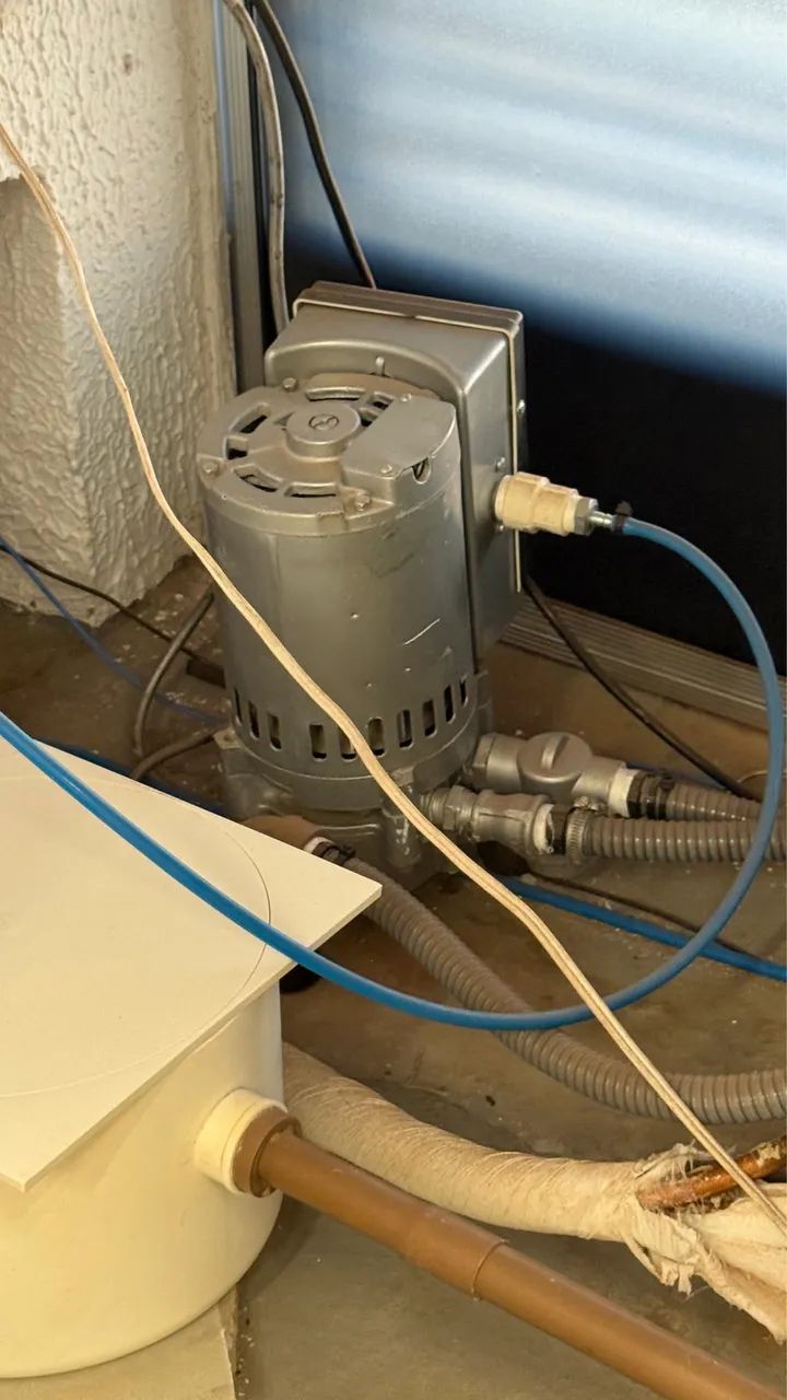 Cadeira Odontológica + Bomba a vácuo + Compressor  - Foto 2