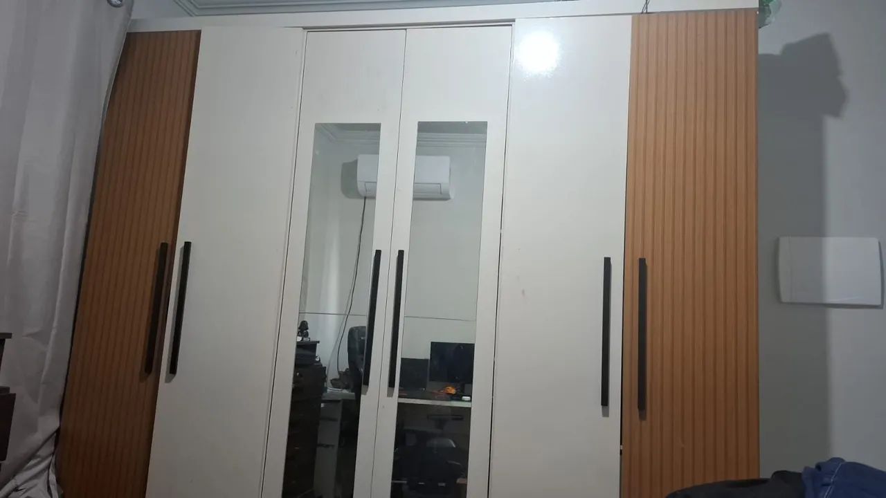 Guarda roupa