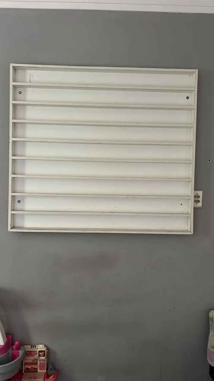Expositor de esmaltes
