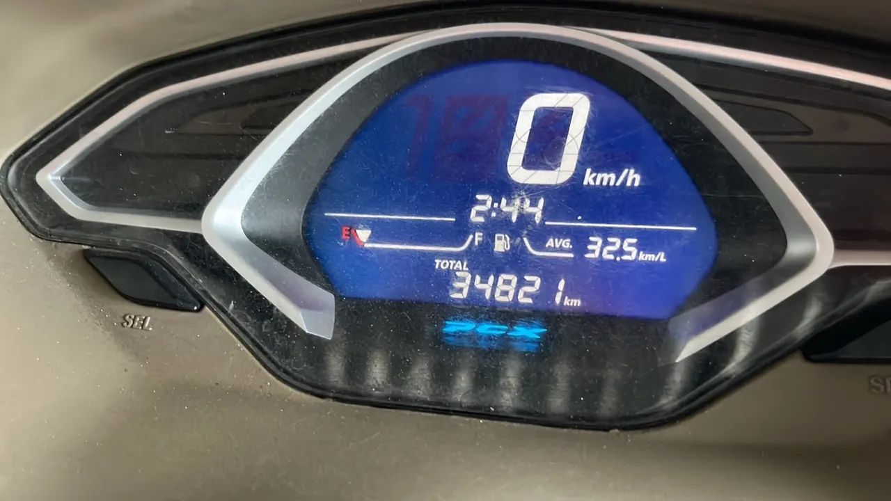 PCX 150 DLX 2022 - Foto 2