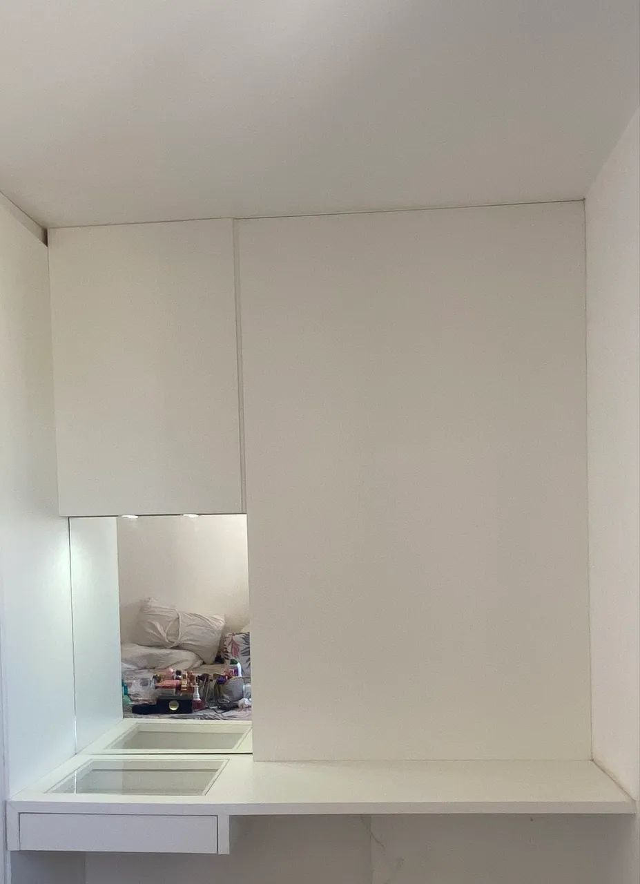 Móvel 2 em 1: Penteadeira Camarim Suspensa + Painel para TV - Ótimo Estado! - Foto 5