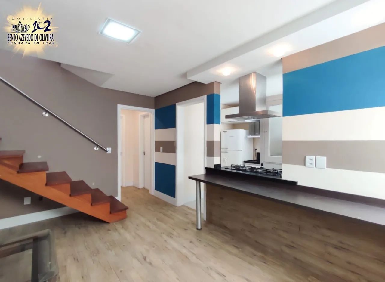 Cobertura Duplex Reformada com 115m² no Bairro Auxiliadora