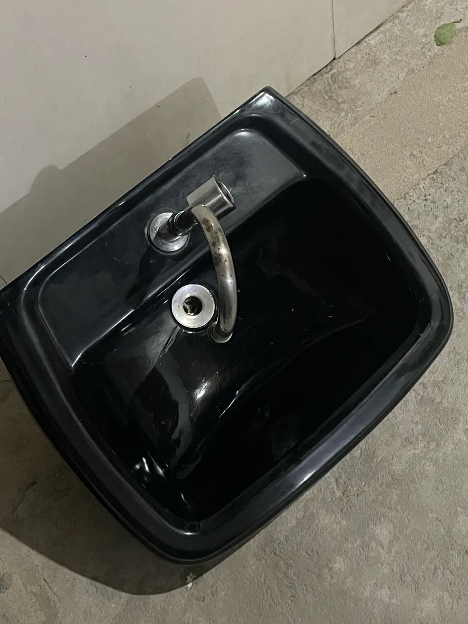 Pia de banheiro preta 65569110872578121