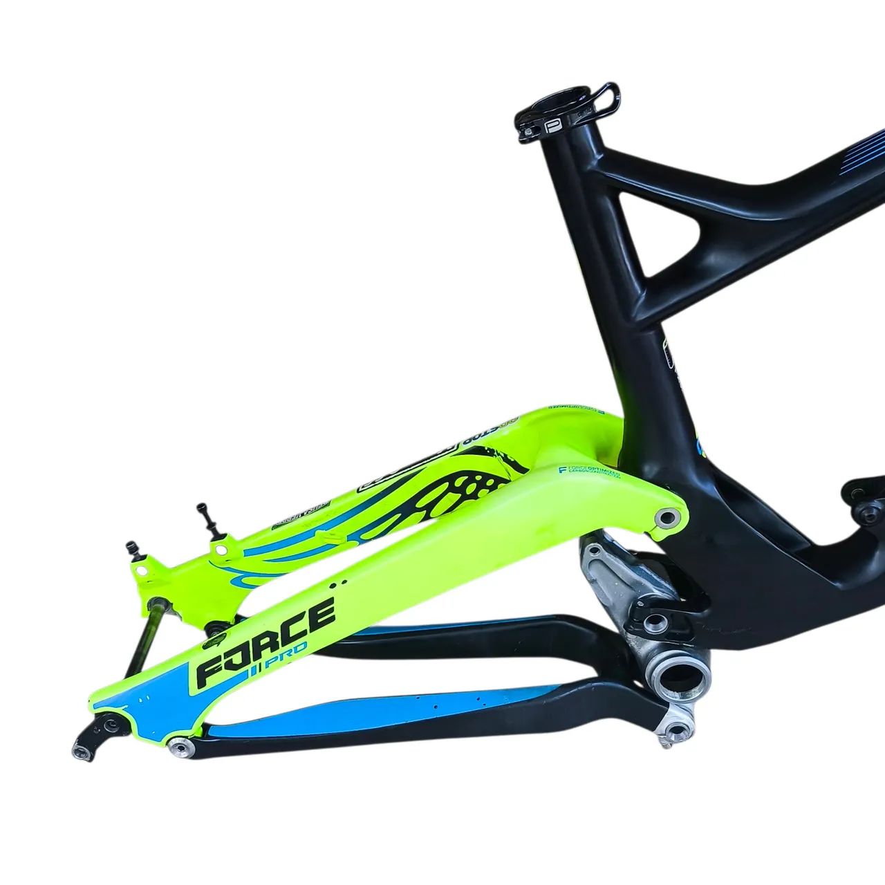美品　GT FORCE 26インチ Quadro GT Force Carbon enduro 2018 - Esportes Sobre Rodas