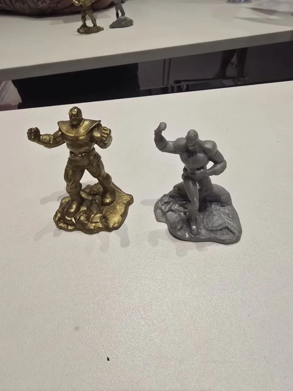 Action Figure Boneco Thanos e Ultron 6cm Vingadores - Foto 2
