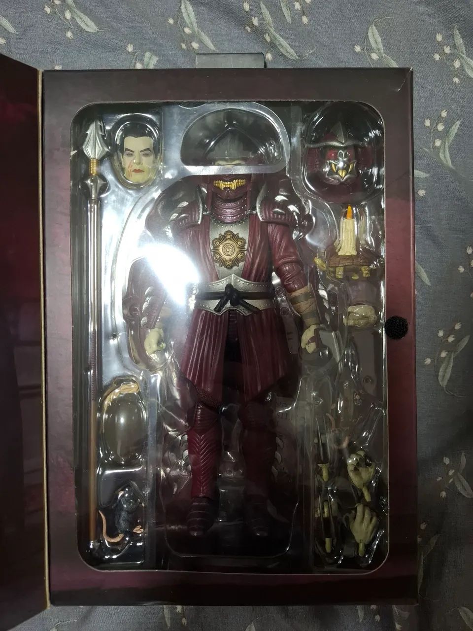 Boneco Shredder as Drácula (vermelho) - Neca