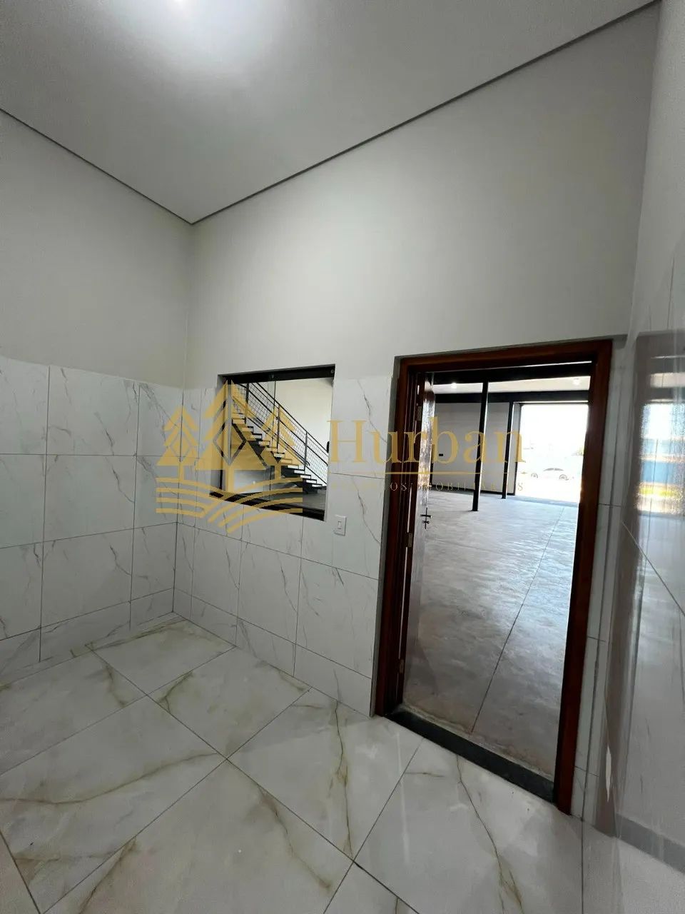 BARRACAO COMERCIAL em UBERLÂNDIA - MG, ACLIMAÇÃO - Foto 4